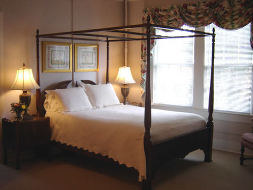 Carriage House Inn Ейкен Екстер'єр фото